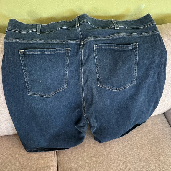 Lane Bryant Tighter Tummy Bermuda Jean Shorts - Picture 3 of 3